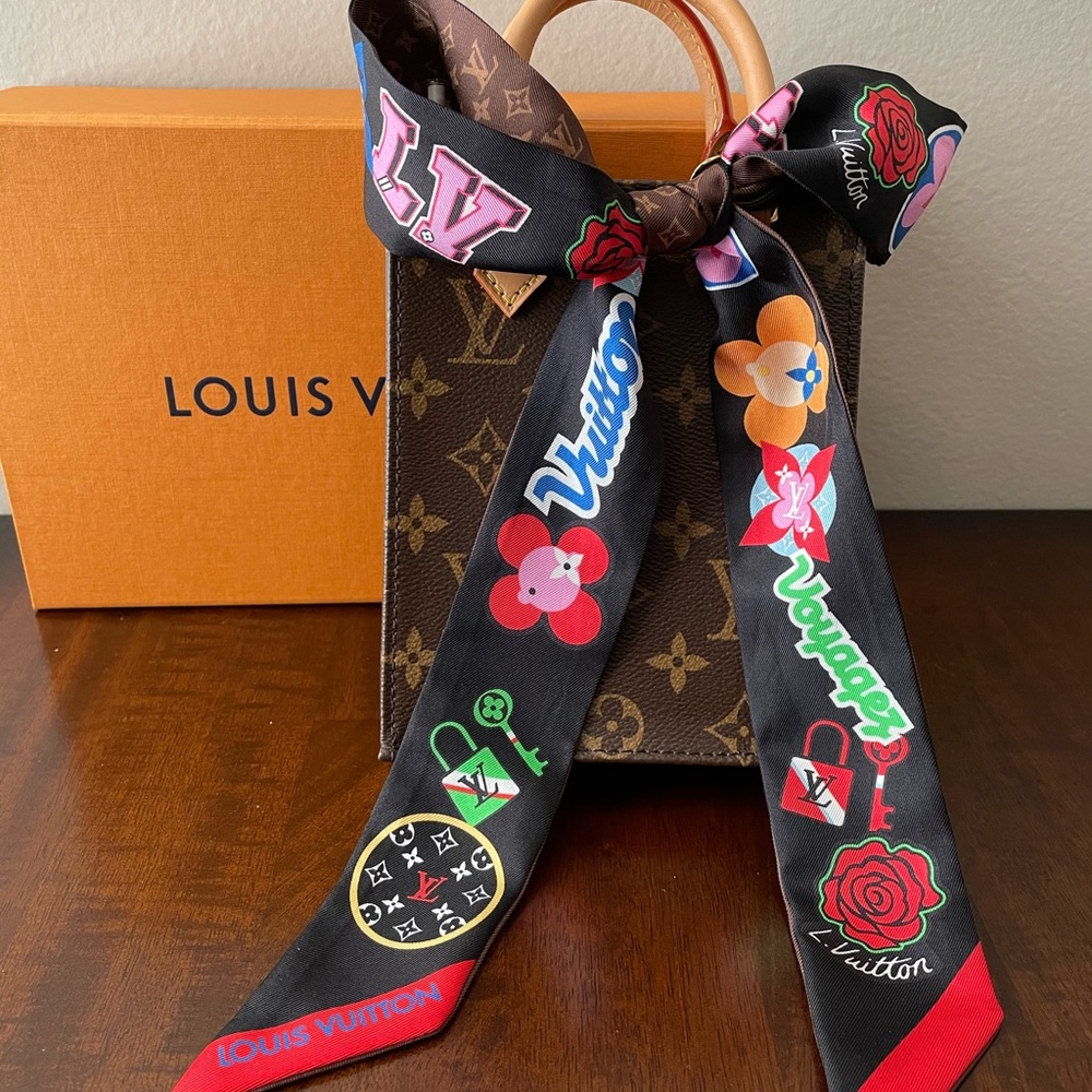 Louis Vuitton Bandeau only
